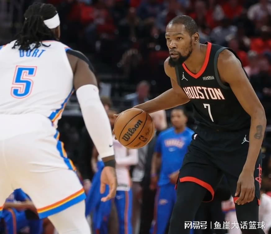 C7娱乐平台-火箭暴露两大短板，杜兰特很无奈！申京错误明显，乌度卡毫无变通